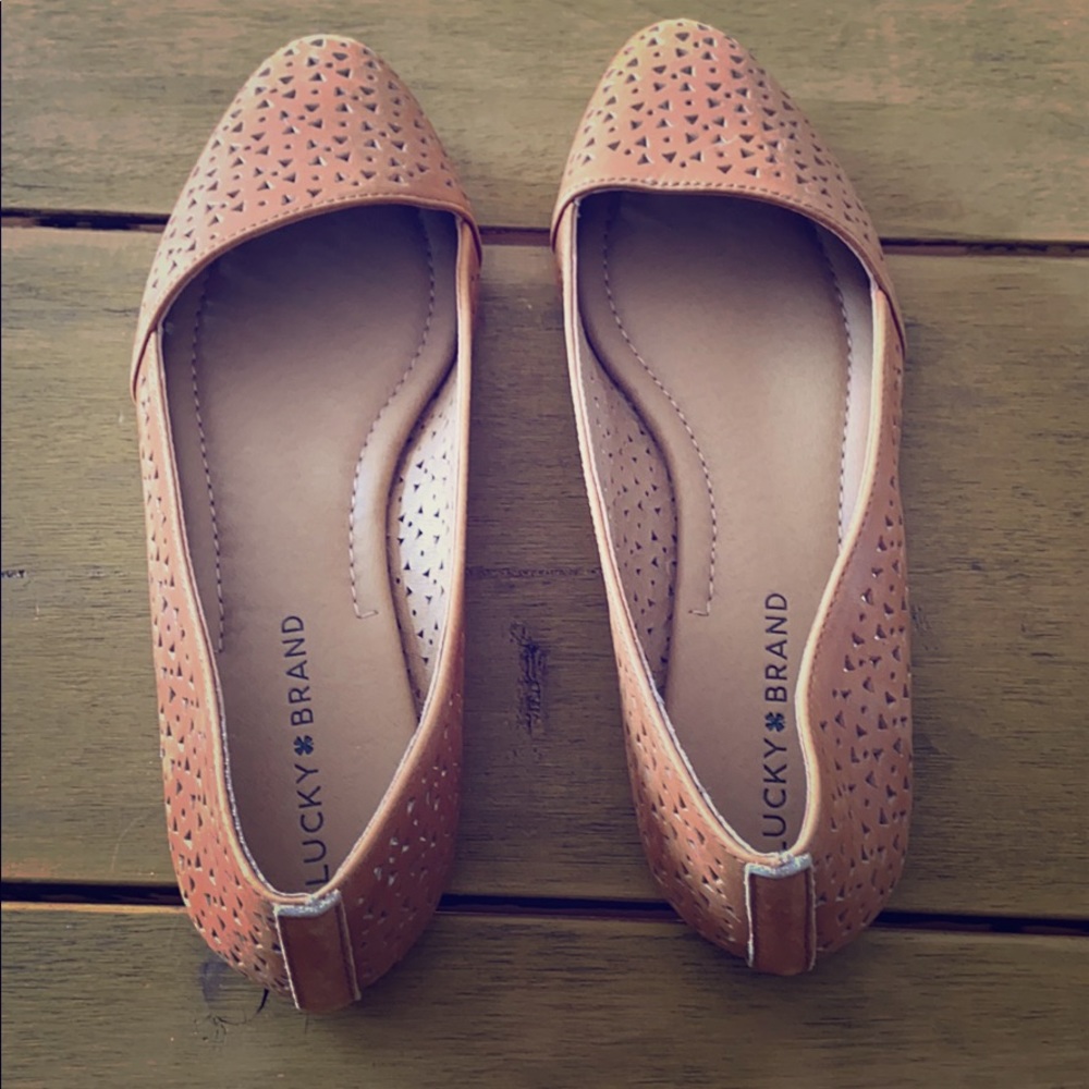 Lucky brand flats